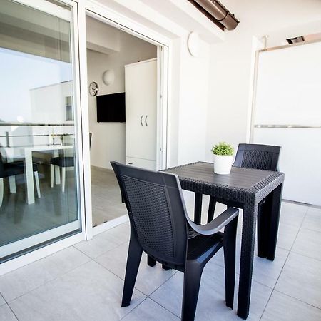 Colic Apartment Njivice Luaran gambar