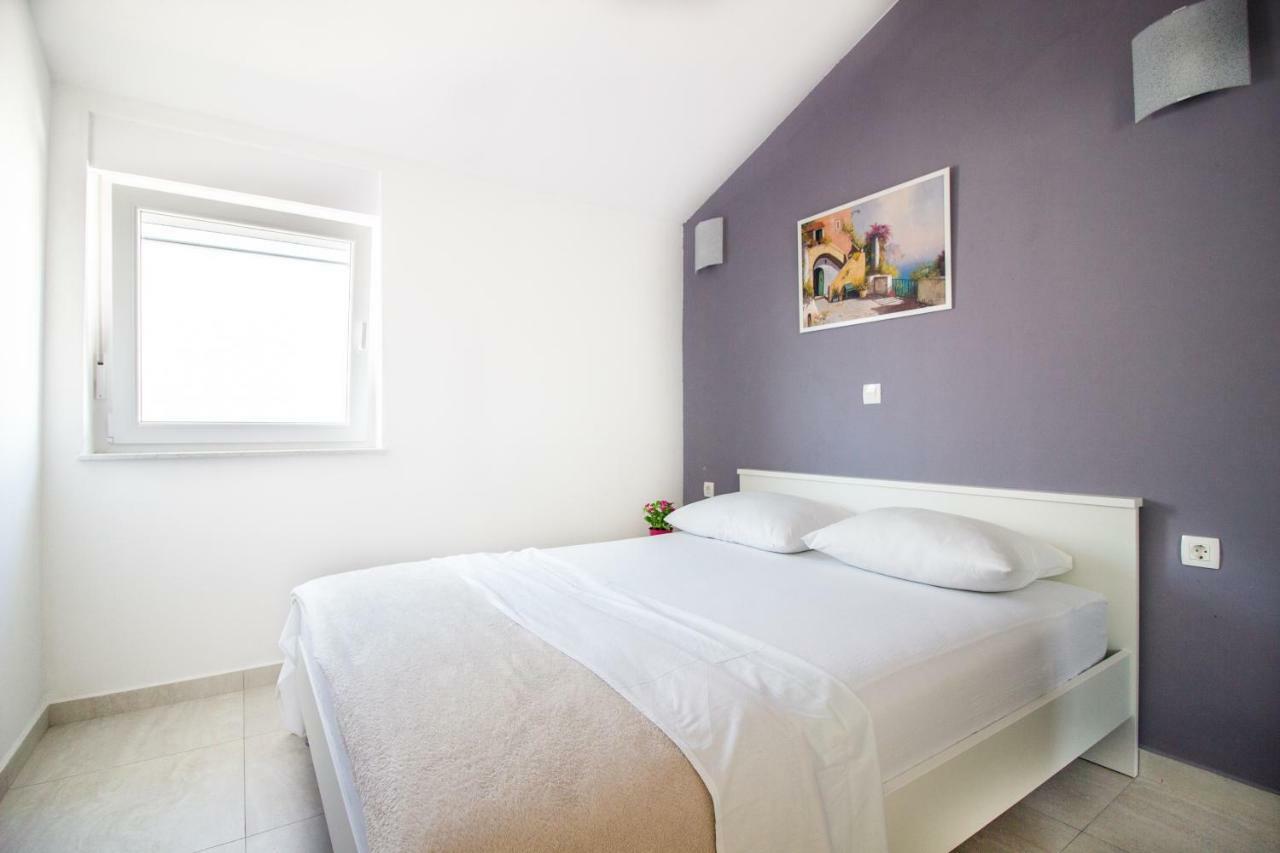 Colic Apartment Njivice Luaran gambar