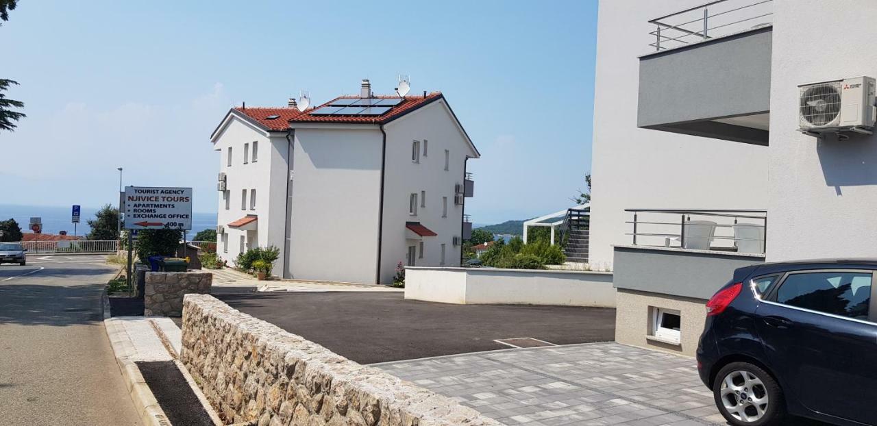 Colic Apartment Njivice Luaran gambar
